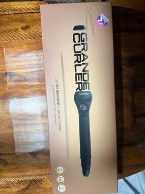 Royale Smart Curling Wand- Grande Curler 32mm Limited Edition Series- Black
